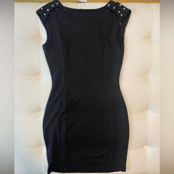 Soprano Studded Shoulder Bodycon Dress - Picture 4 of 5
